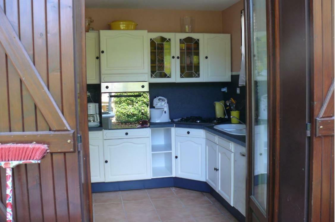 Maison Bord Du Lac Marcillac-la-Croisille Екстер'єр фото